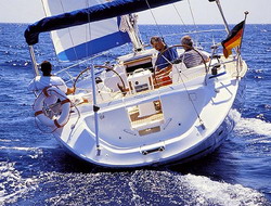 Bavaria 44 out.jpg